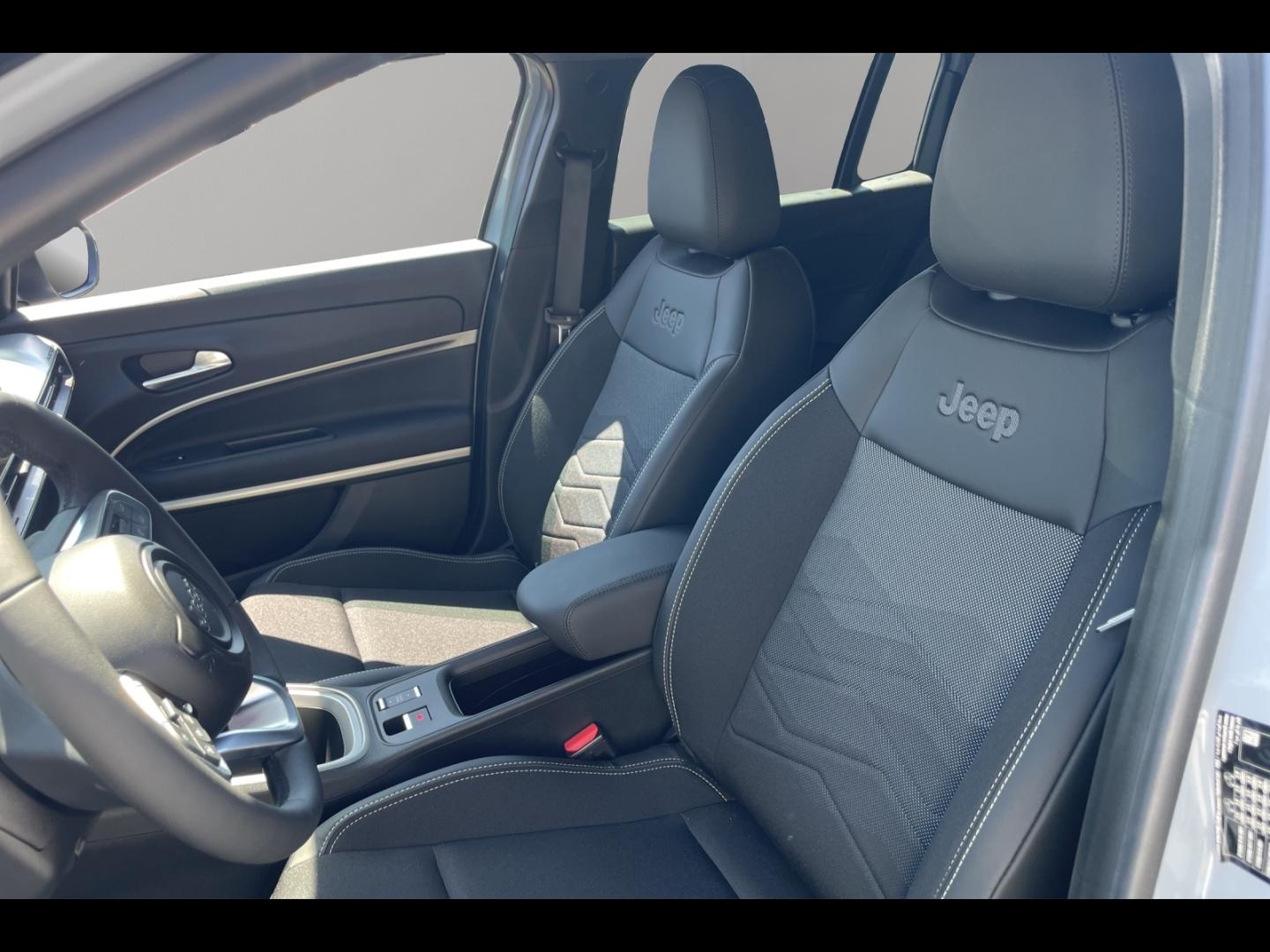 Image JEEP Avenger Electrique 156ch 54kWh Summit