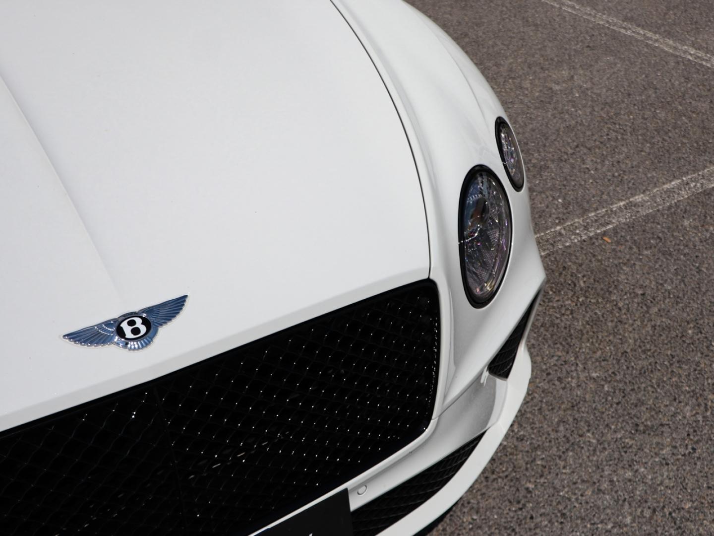 Image BENTLEY Continental GT V8 4.0 550ch