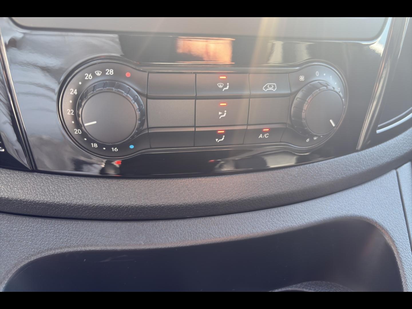 Image MERCEDES-BENZ Vito Fg 116 CDI Mixto Long Select Propulsion 9G-Tronic