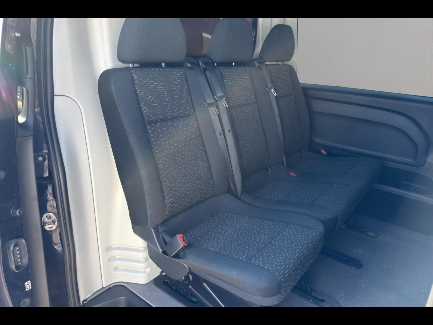 Image MERCEDES-BENZ Vito Fg 116 CDI Mixto Long Select Propulsion 9G-Tronic