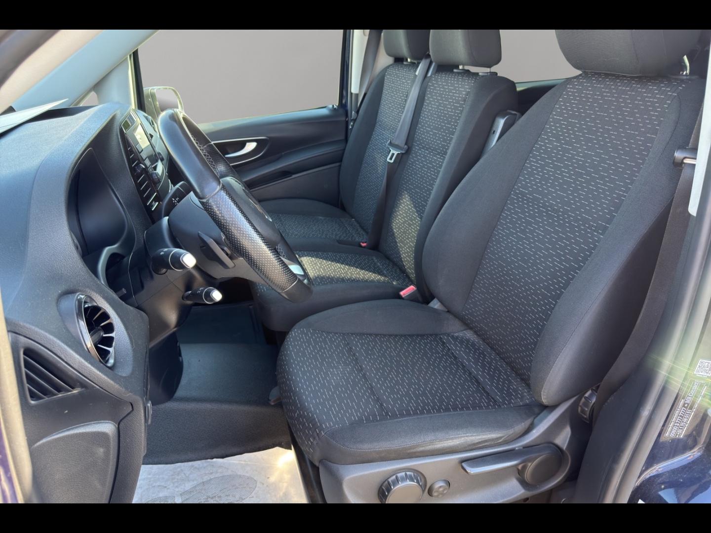 Image MERCEDES-BENZ Vito Fg 116 CDI Mixto Long Select Propulsion 9G-Tronic
