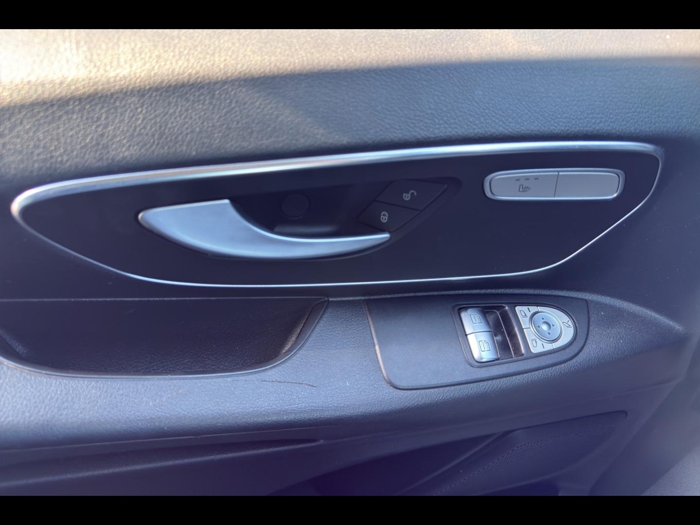 Image MERCEDES-BENZ Vito Fg 116 CDI Mixto Long Select Propulsion 9G-Tronic