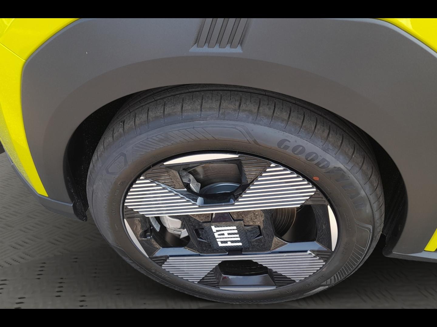 Image FIAT Grande Panda Electrique 113ch La Prima