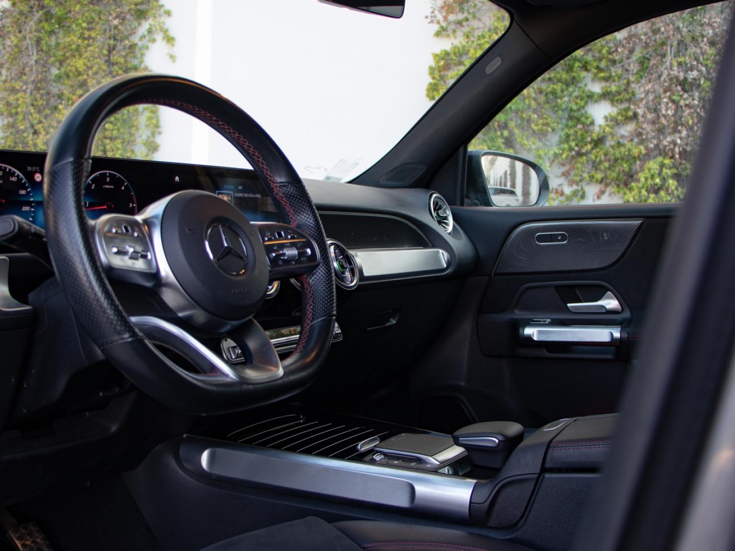 Image MERCEDES-BENZ GLB 220d 190ch AMG Line 4Matic 8G DCT