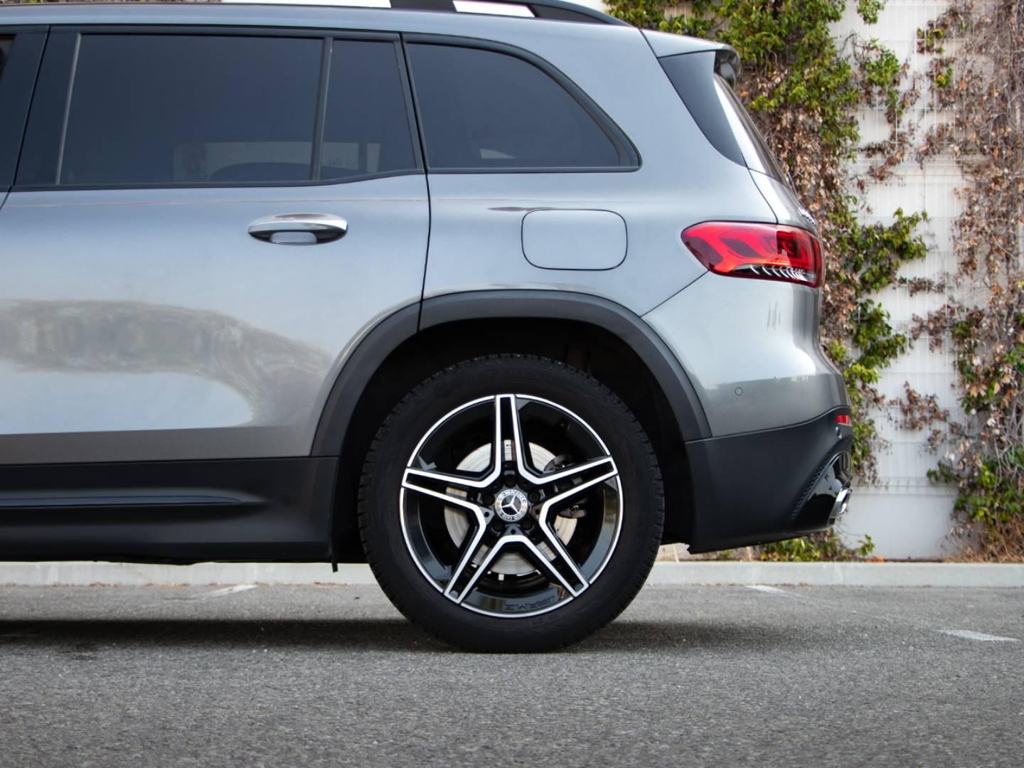 Image MERCEDES-BENZ GLB 220d 190ch AMG Line 4Matic 8G DCT