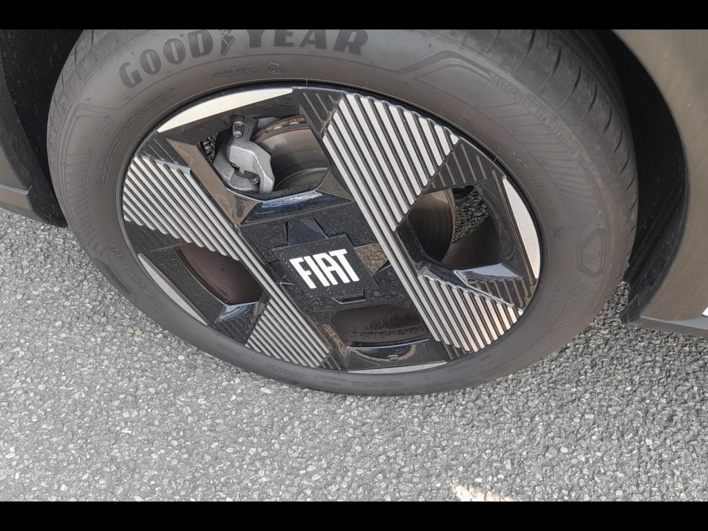 Image FIAT Grande Panda 1.2 Hybrid Turbo 110ch La Prima eDCT6