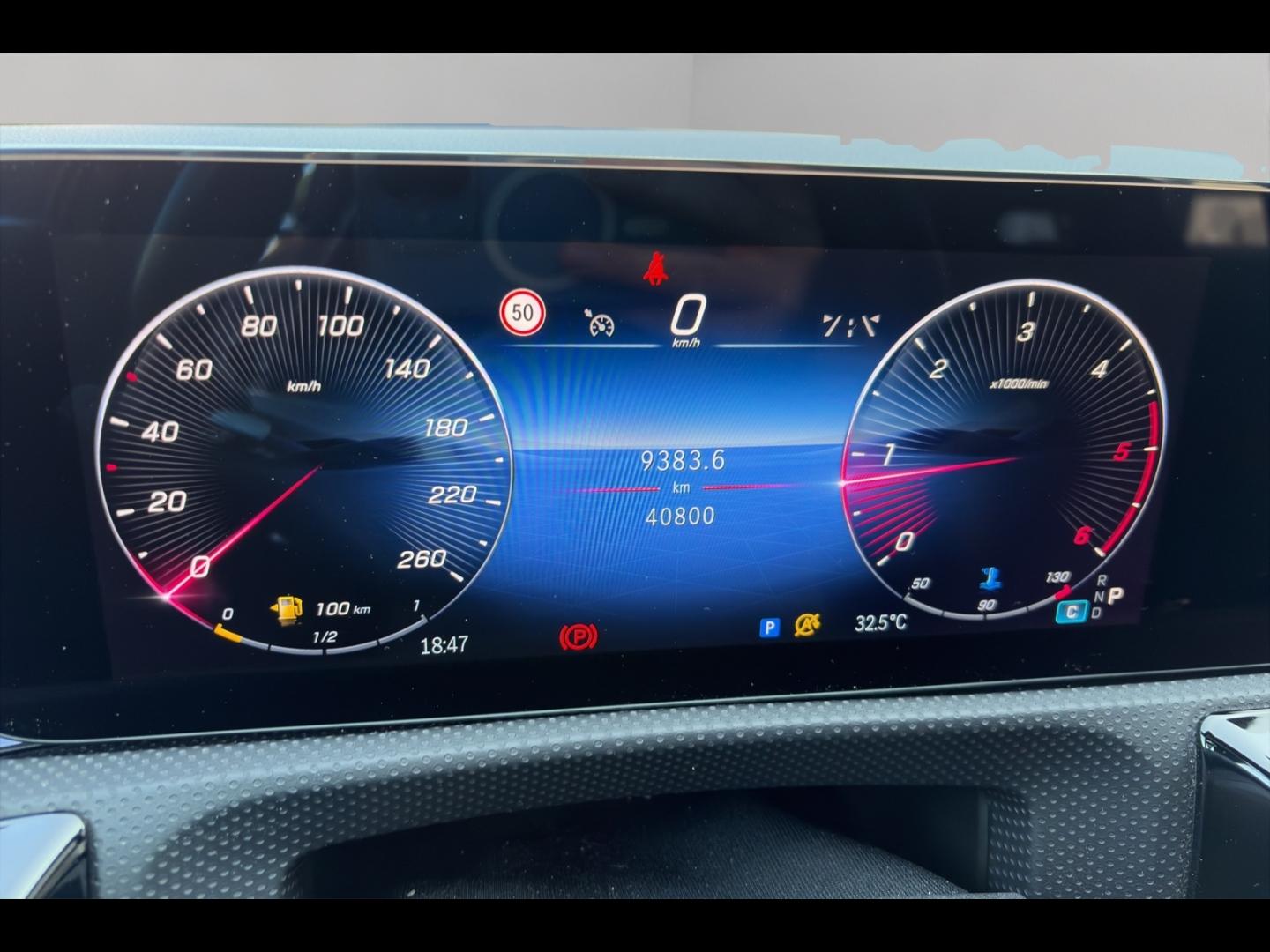 Image MERCEDES-BENZ Classe A 180 d 116ch AMG Line 8G-DCT