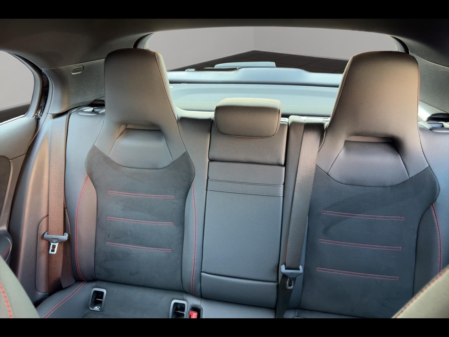 Image MERCEDES-BENZ Classe A 180 d 116ch AMG Line 8G-DCT