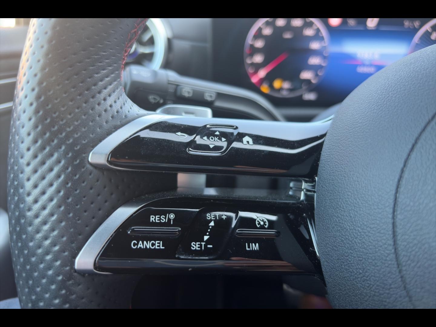 Image MERCEDES-BENZ Classe A 180 d 116ch AMG Line 8G-DCT