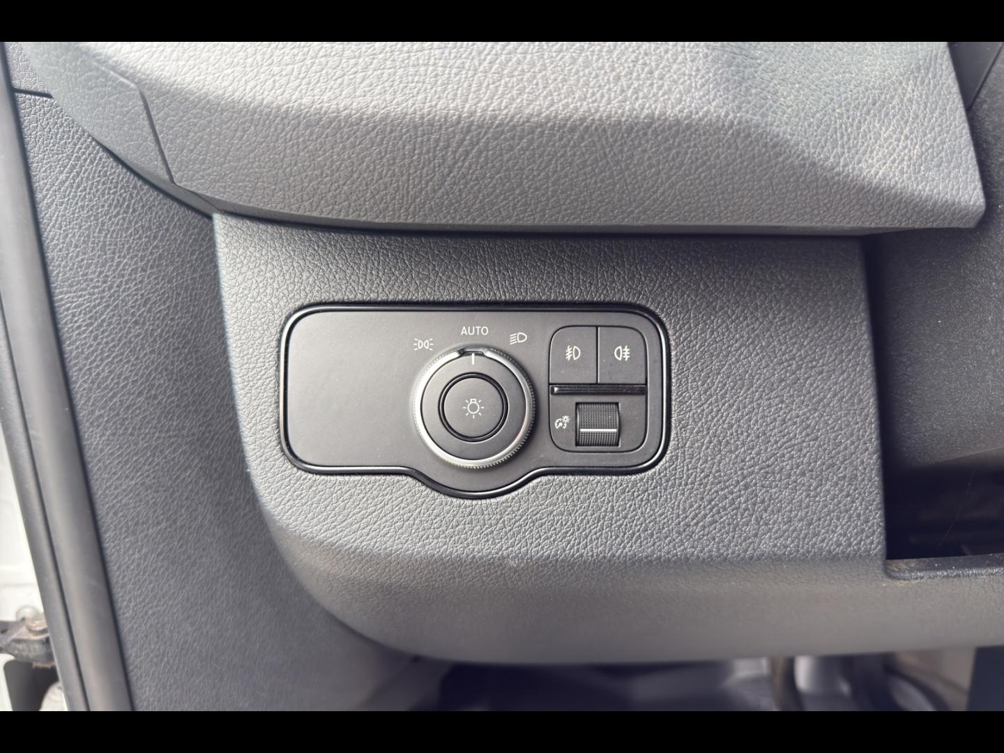 Image MERCEDES-BENZ Sprinter Fg 317 CDI 37 3T5 Pro Propulsion ptra 7t 9G-Tronic