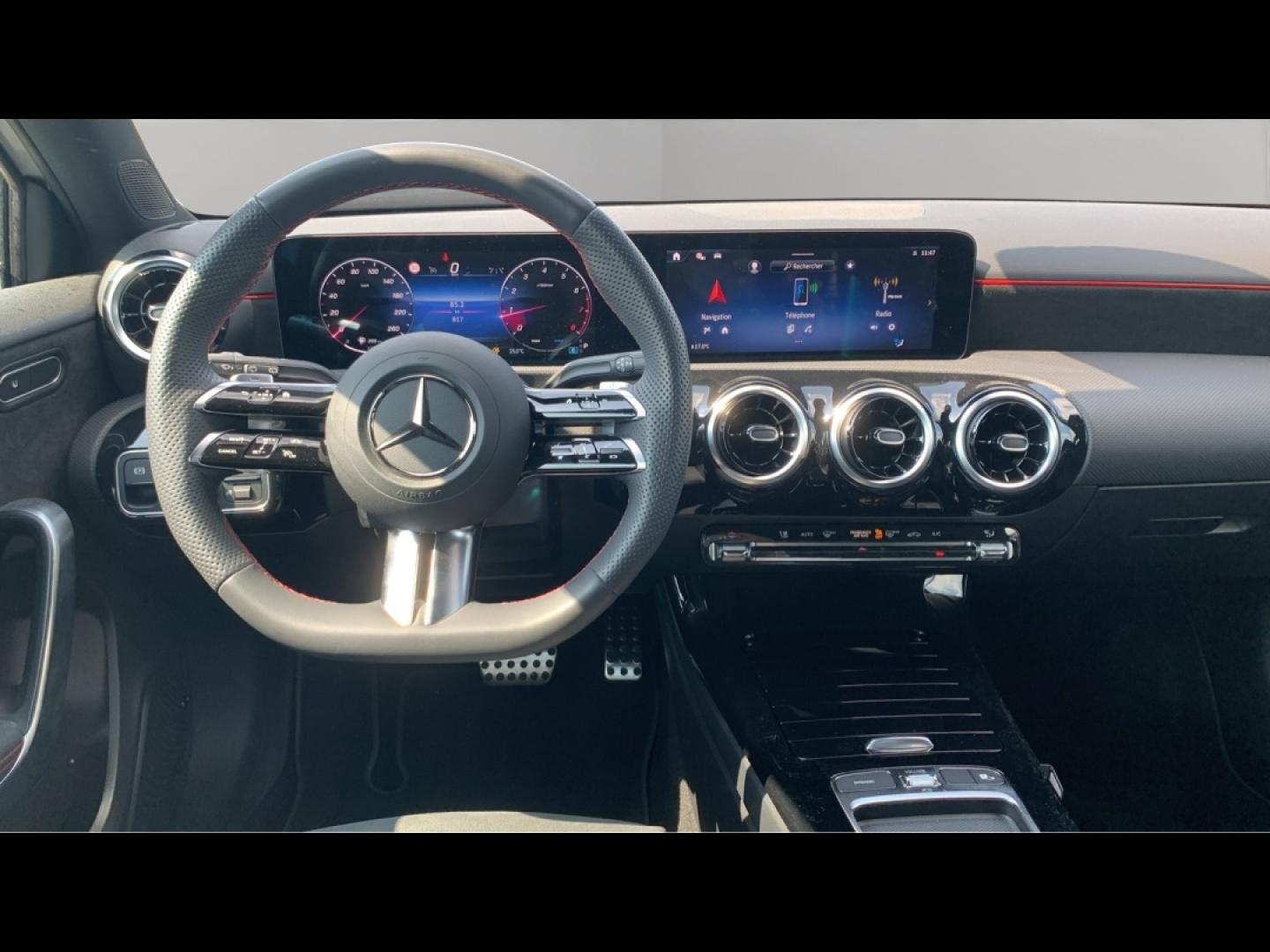 Image MERCEDES-BENZ Classe A 180 136ch Edition 140 7G-DCT