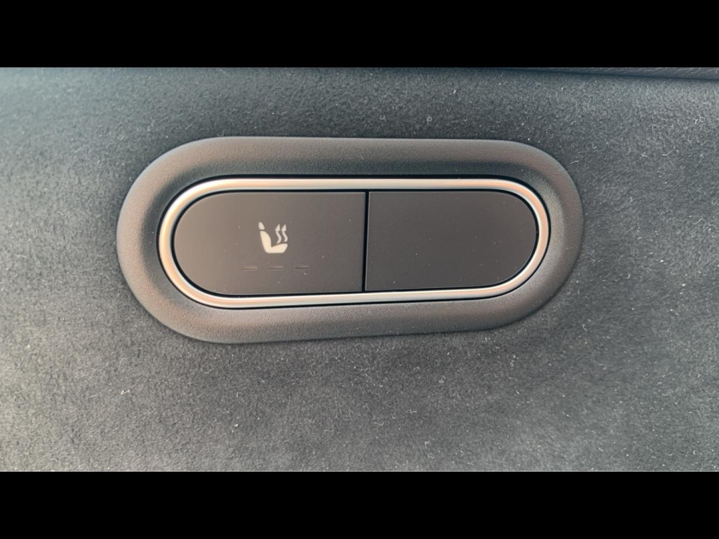 Image MERCEDES-BENZ Classe A 180 136ch Edition 140 7G-DCT