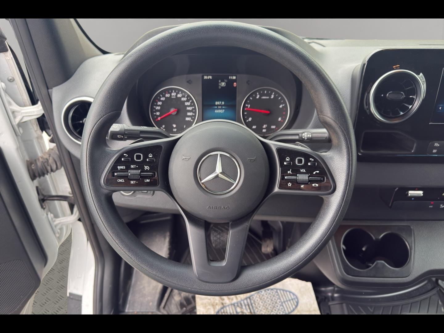 Image MERCEDES-BENZ Sprinter Fg 317 CDI 37 3T5 Pro Propulsion ptra 7t 9G-Tronic
