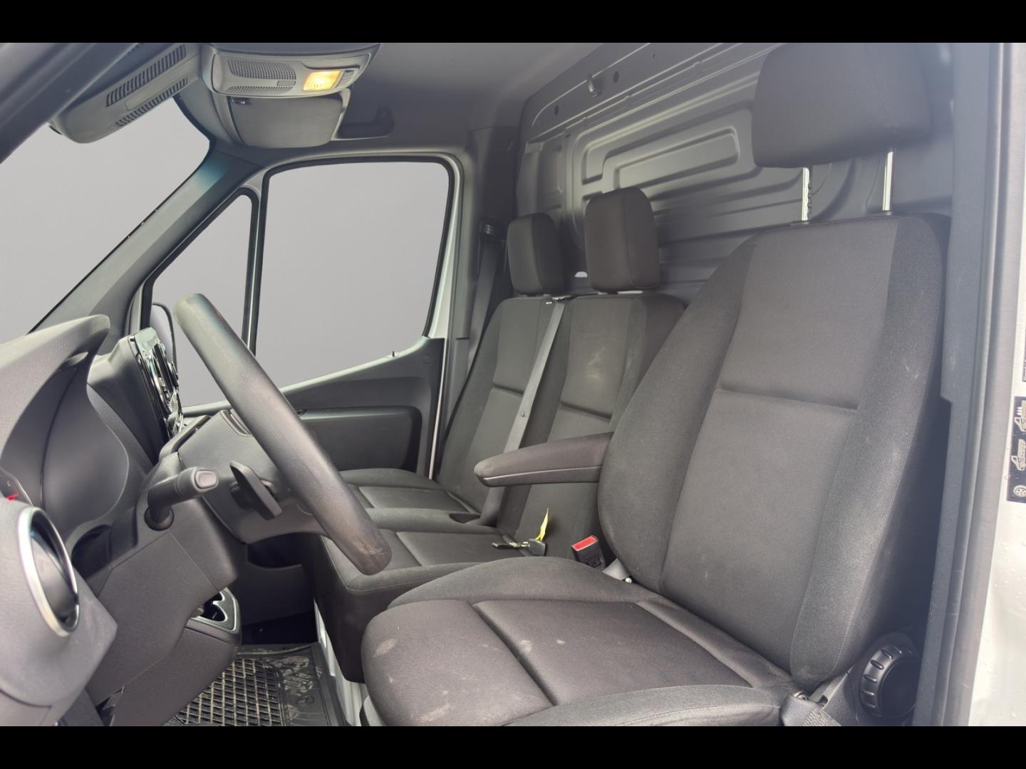 Image MERCEDES-BENZ Sprinter Fg 317 CDI 37 3T5 Pro Propulsion ptra 7t 9G-Tronic
