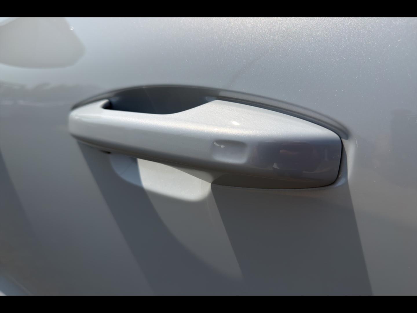 Image VOLVO XC40 D3 AdBlue 150ch R-Design Geartronic 8
