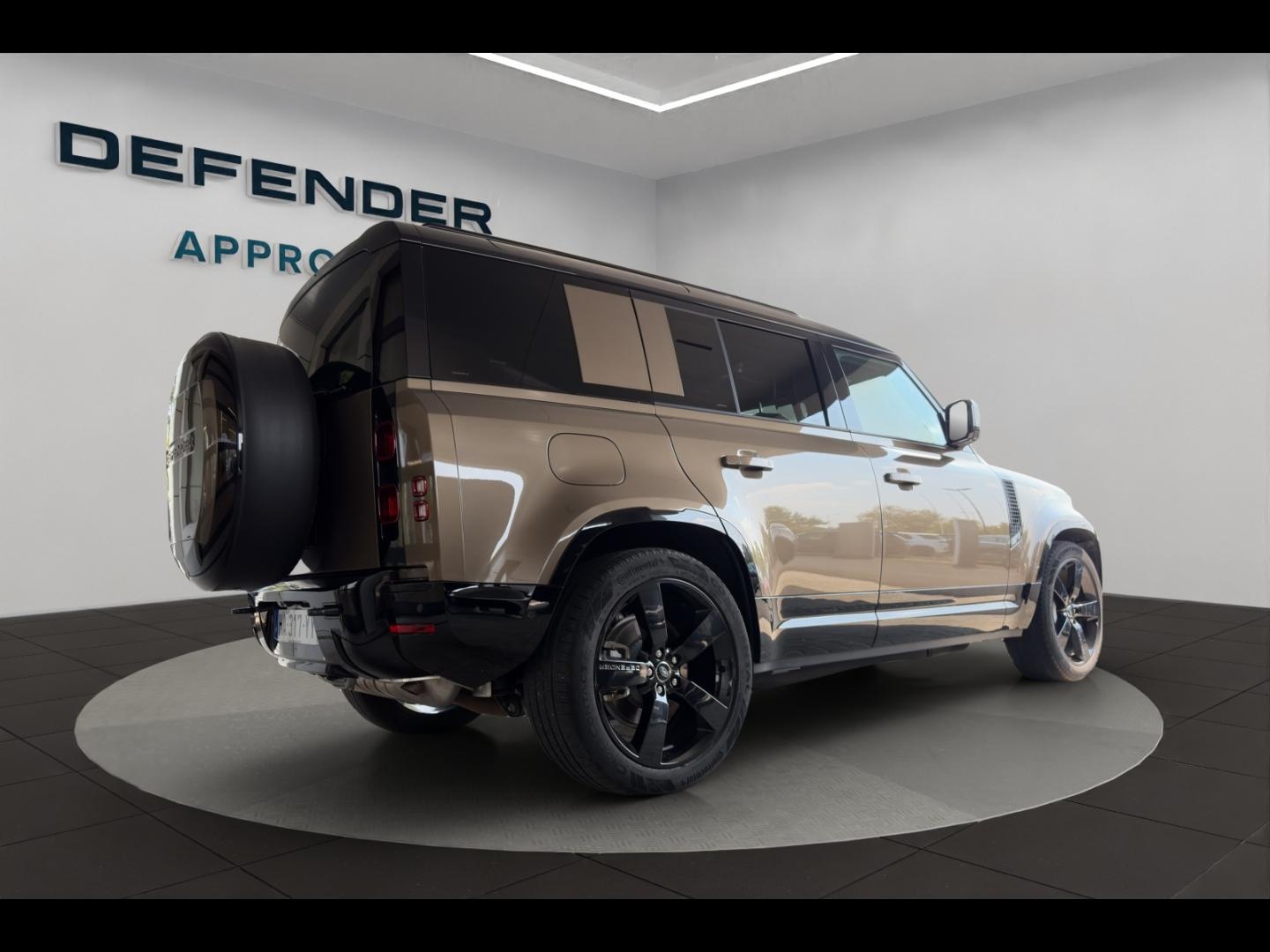 Image LAND-ROVER Defender 110 2.0 P300e X-Dynamic HSE