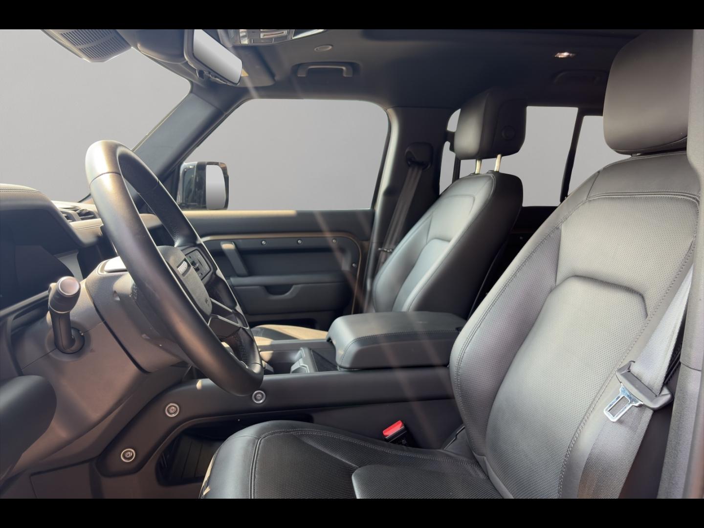 Image LAND-ROVER Defender 110 2.0 P300e X-Dynamic HSE