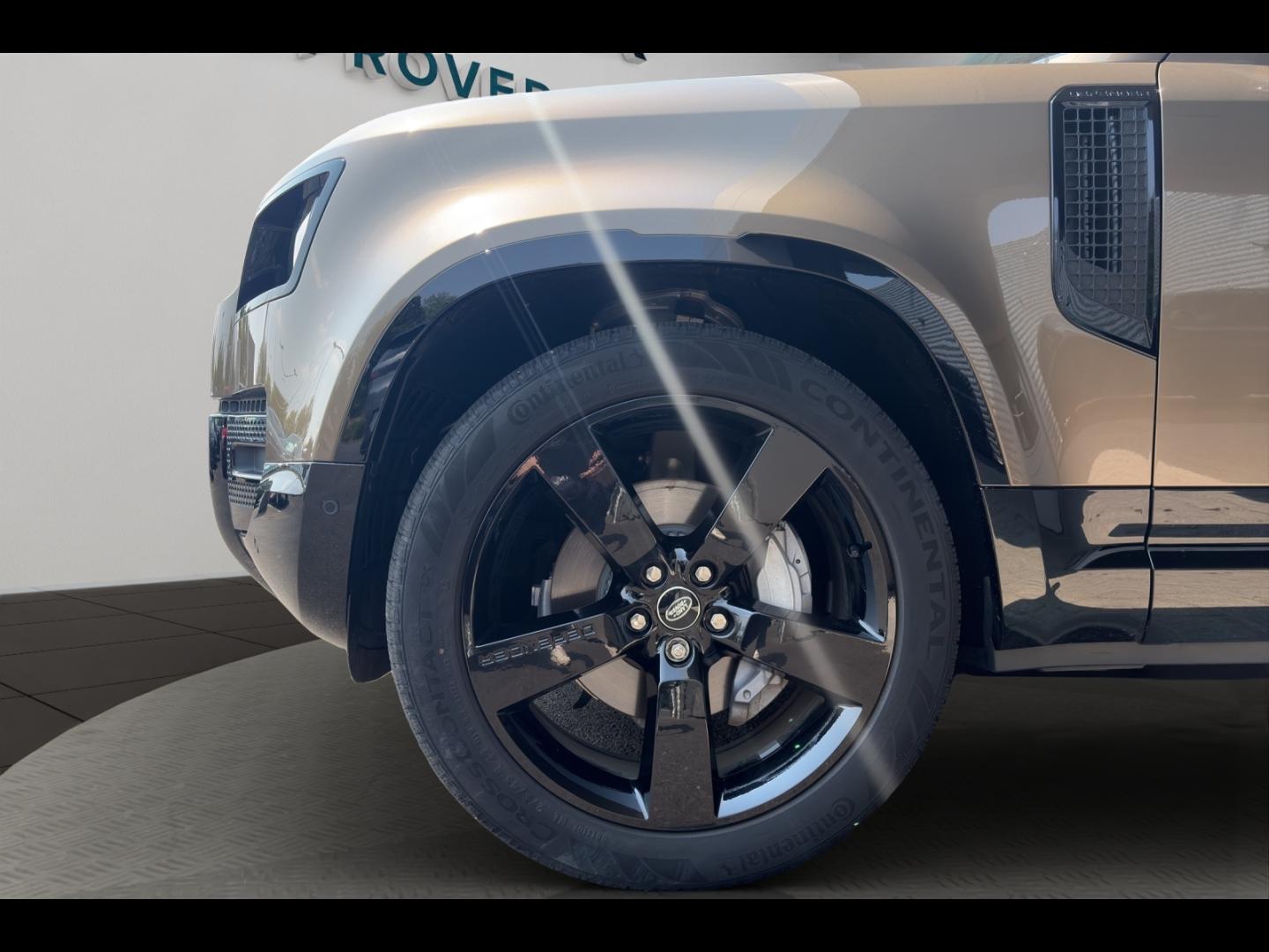 Image LAND-ROVER Defender 110 2.0 P300e X-Dynamic HSE