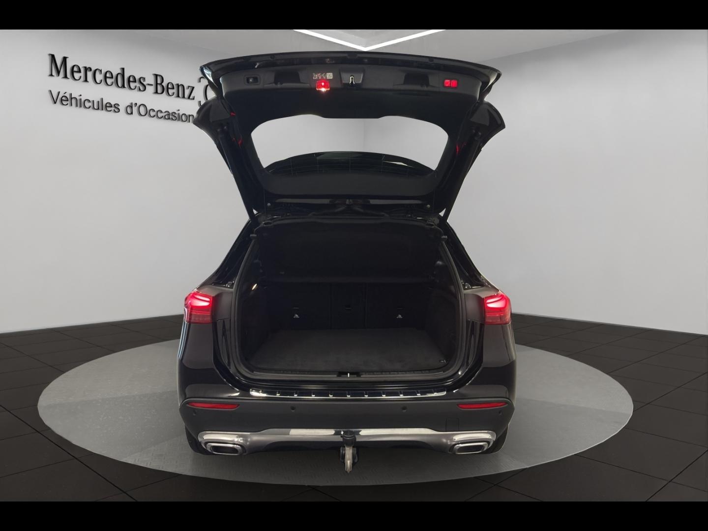 Image MERCEDES-BENZ GLA 200 d 150ch Progressive Line 8G-DCT 4Matic