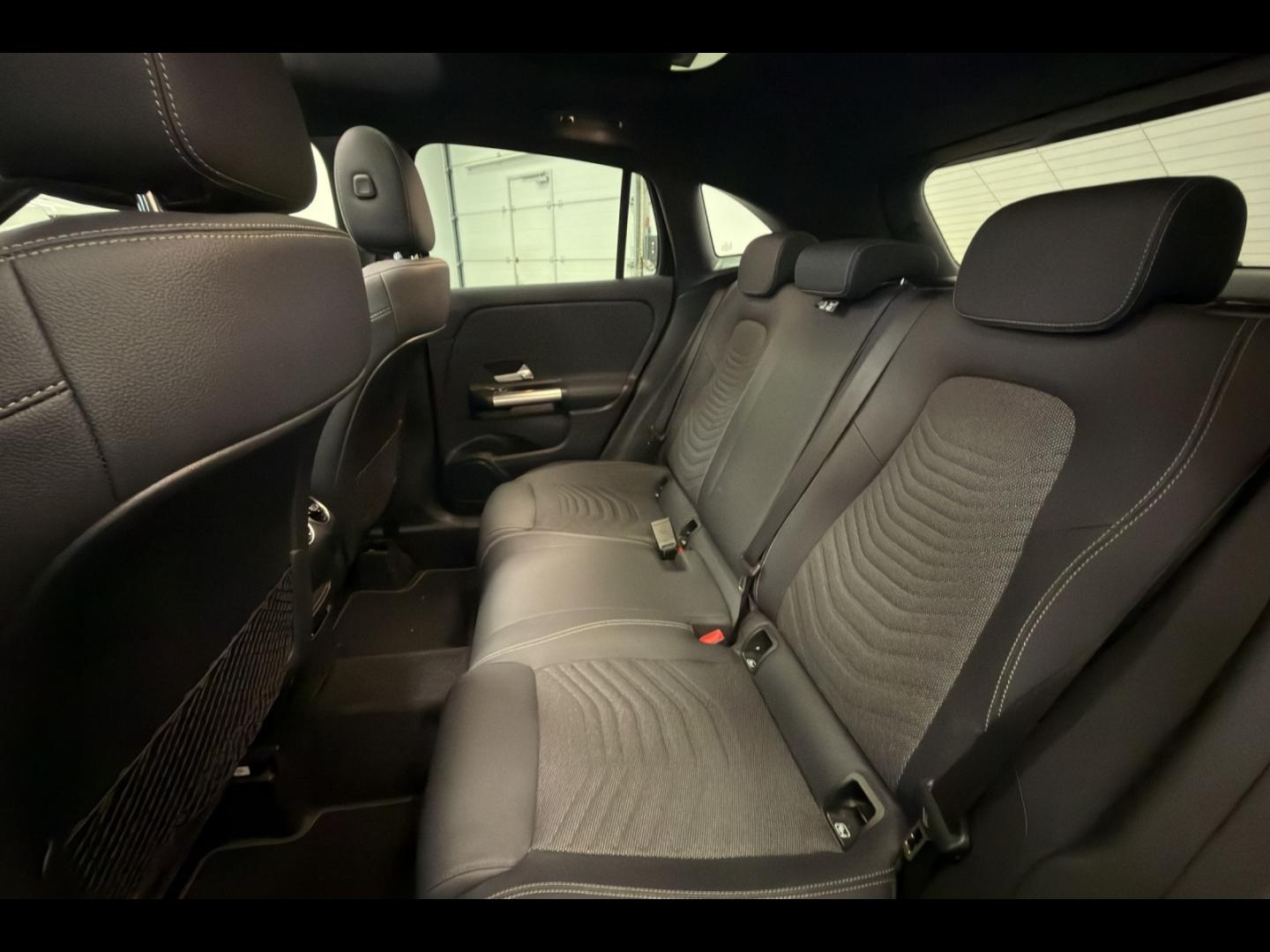 Image MERCEDES-BENZ GLA 200 d 150ch Progressive Line 8G-DCT 4Matic