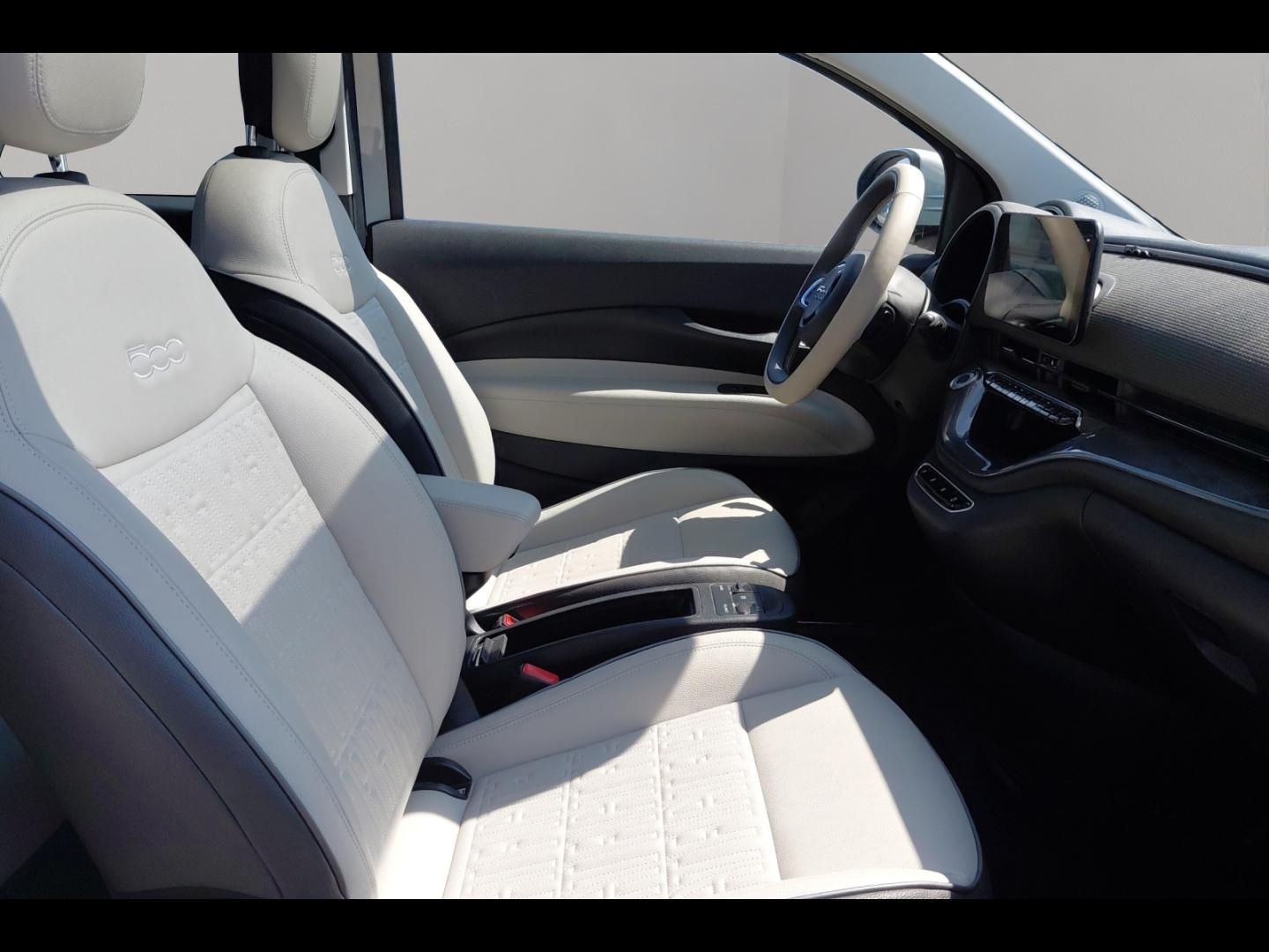 Image FIAT 500 e 118ch La Prima MY23