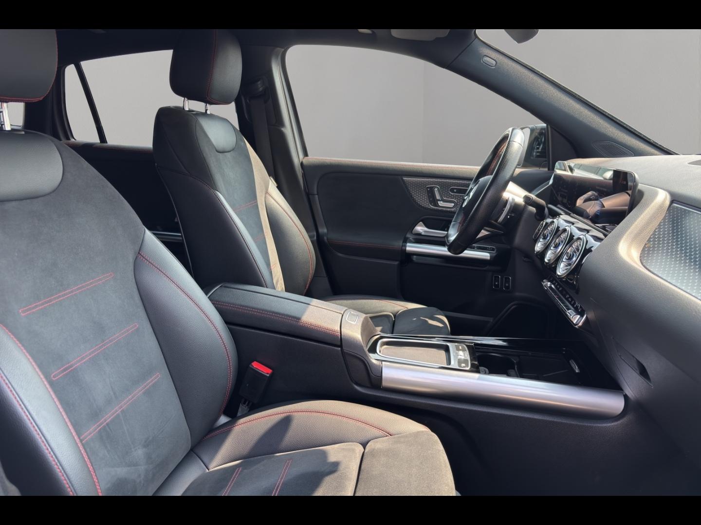 Image MERCEDES-BENZ GLA 250 e Hybrid EQ 218ch AMG Line 8G-DCT
