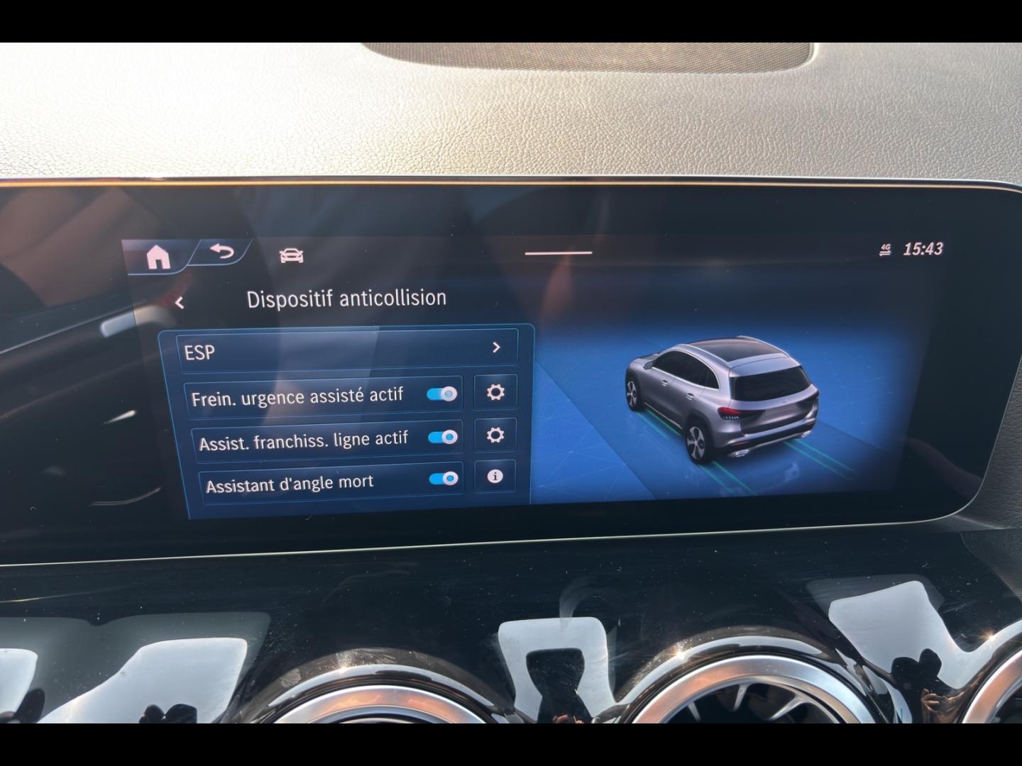 Image MERCEDES-BENZ GLA 250 e Hybrid EQ 218ch AMG Line 8G-DCT