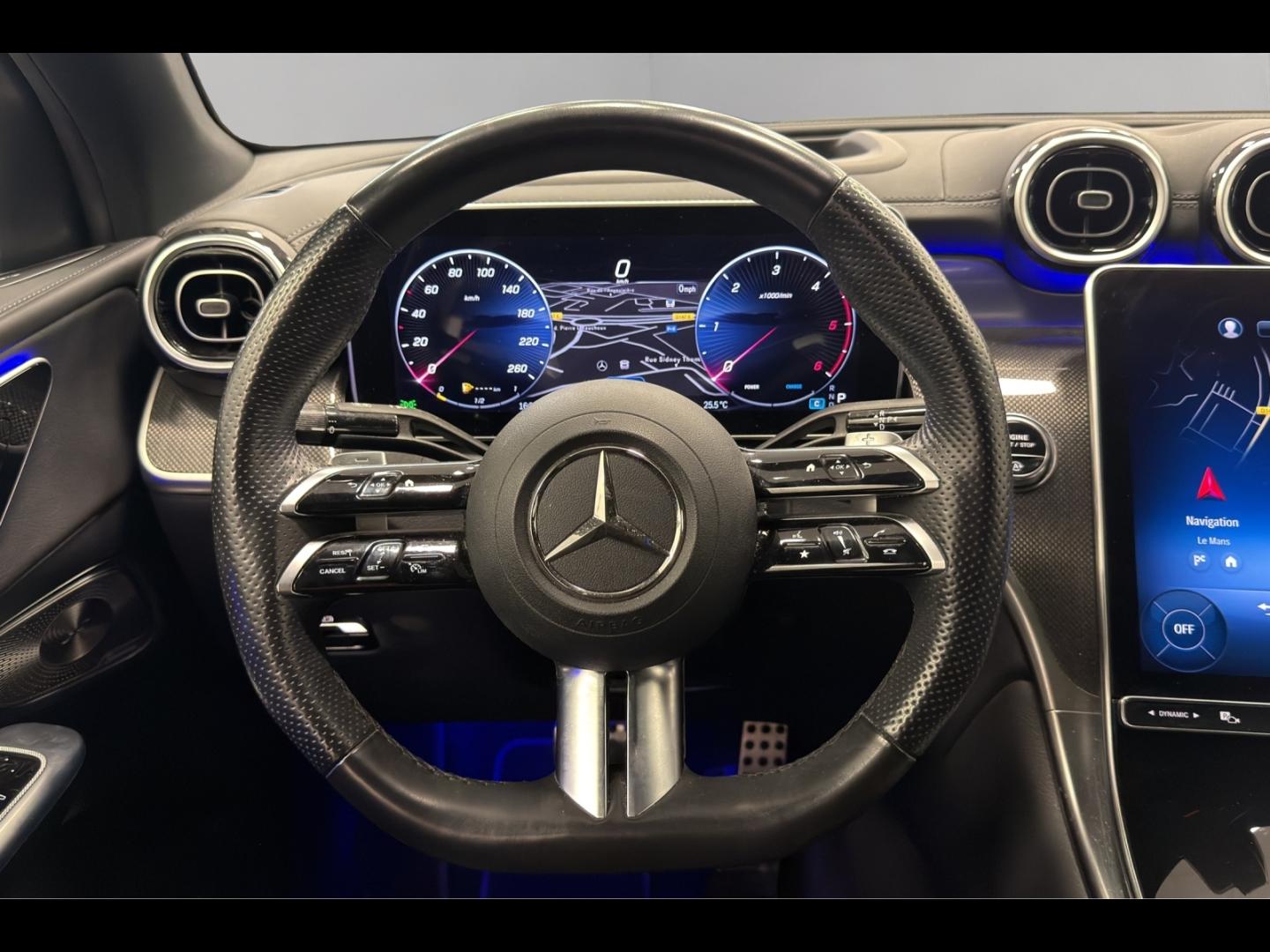 Image MERCEDES-BENZ GLC Coupé 220 d 197ch AMG Line 4Matic 9G-Tronic