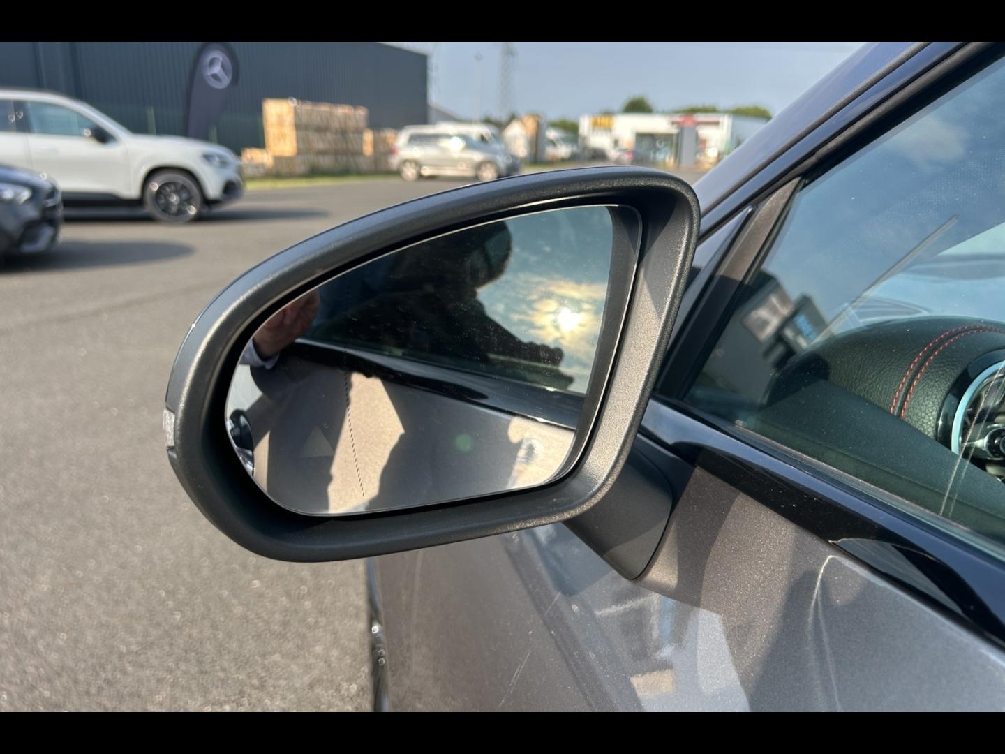Image MERCEDES-BENZ CLA 200 163ch AMG Line 7G-DCT