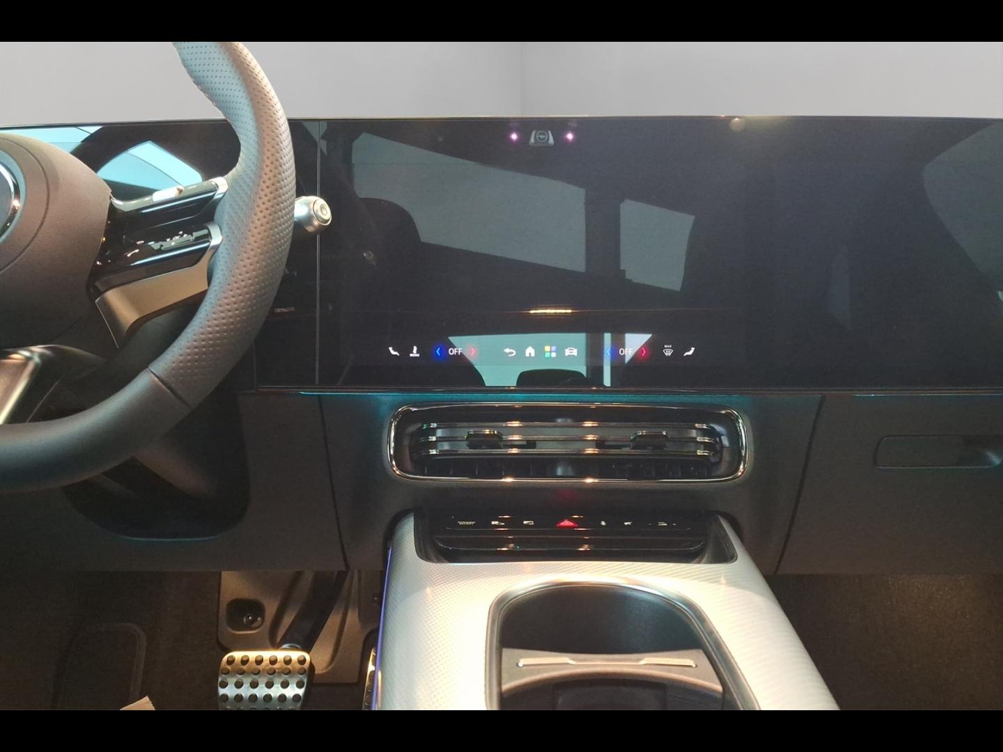 Image MERCEDES-BENZ CLA 200 163+30ch AMG Line 8G-eDCT