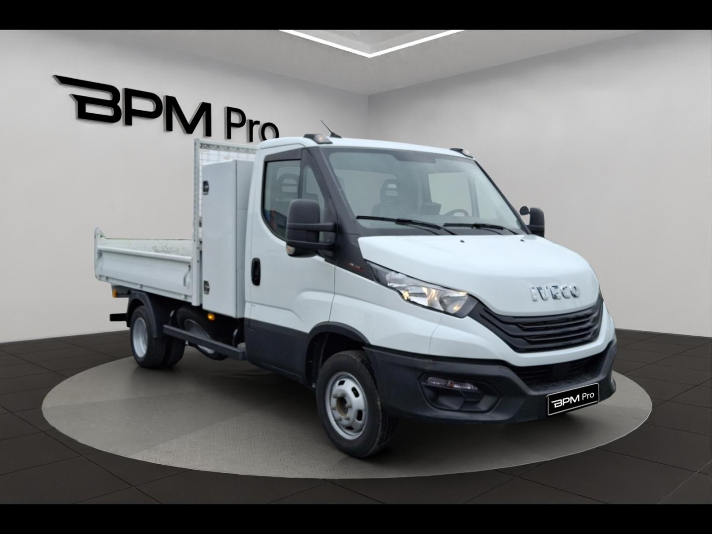 Image IVECO Daily CCb 35C16H empattement 3750 3.0 BENNE et COFFRE