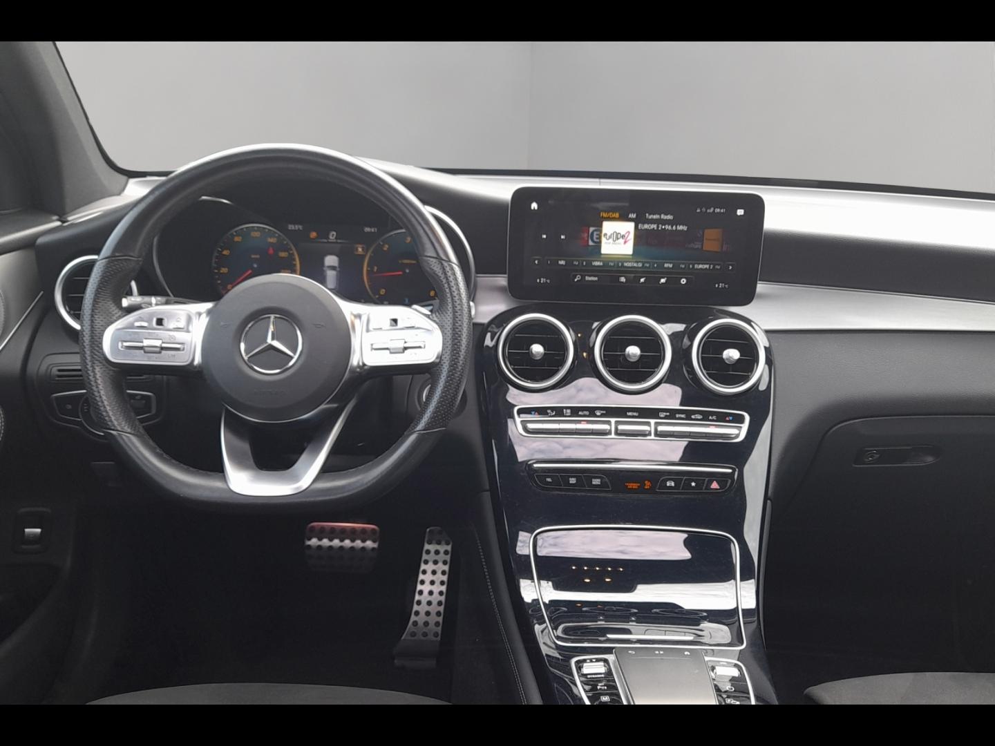 Image MERCEDES-BENZ GLC 220 d 194ch AMG Line 4Matic 9G-Tronic
