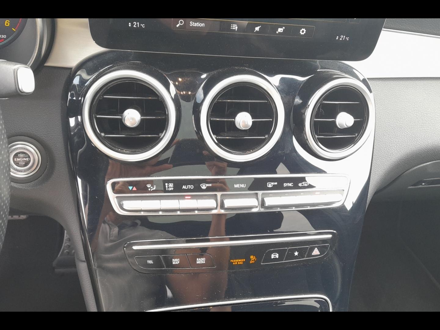 Image MERCEDES-BENZ GLC 220 d 194ch AMG Line 4Matic 9G-Tronic