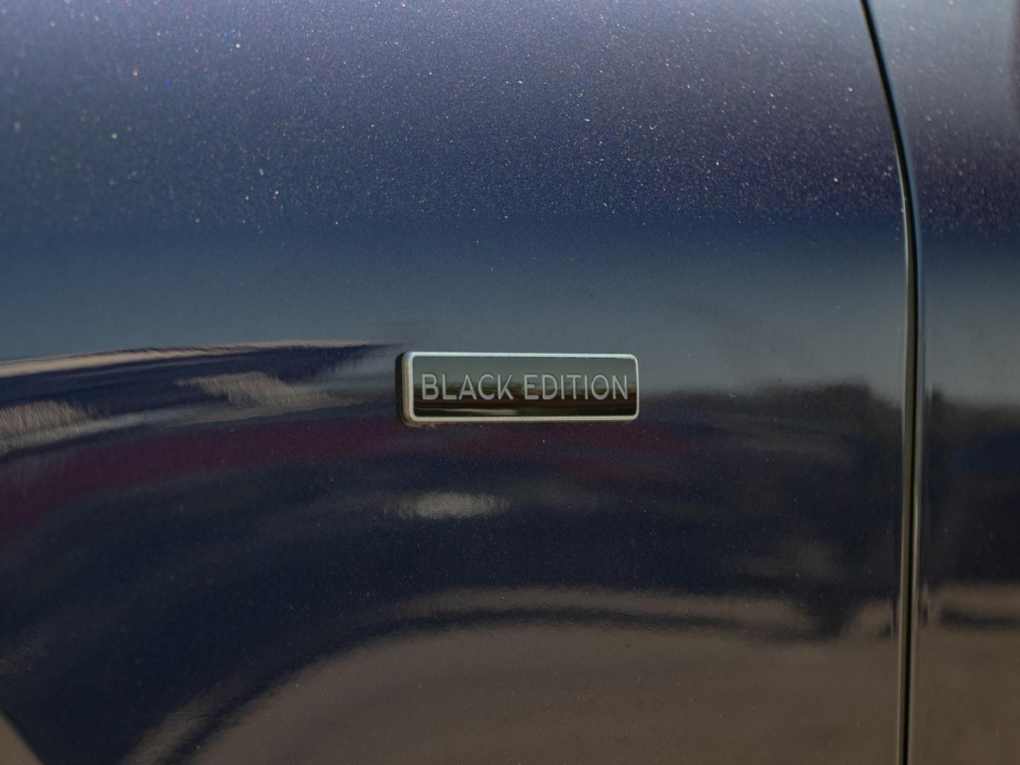Image BENTLEY CONTINENTAL GTC Black Edition V8 Hybrid 680ch