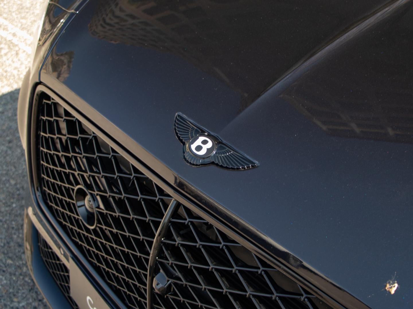 Image BENTLEY CONTINENTAL GTC Black Edition V8 Hybrid 680ch