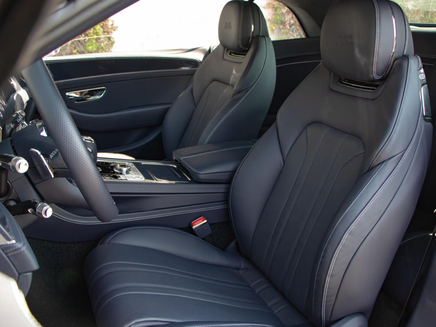 Image BENTLEY CONTINENTAL GTC Black Edition V8 Hybrid 680ch