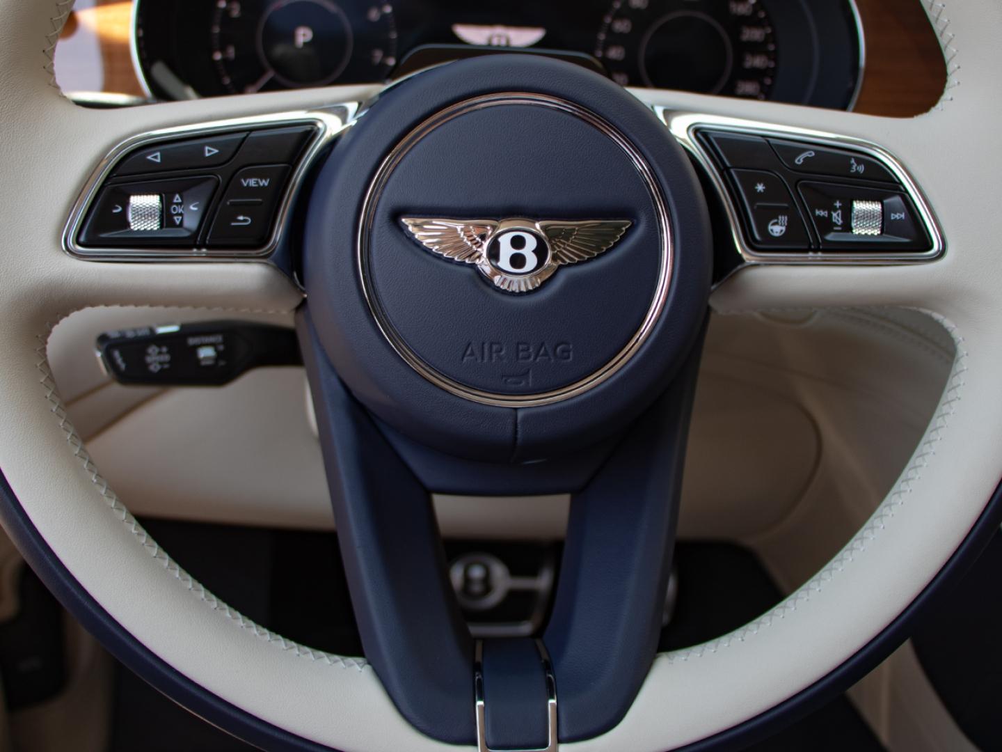 Image BENTLEY BENTAYGA EWB Atelier V8 4.0 550ch