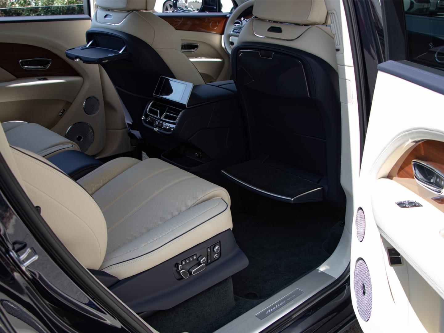 Image BENTLEY BENTAYGA EWB Atelier V8 4.0 550ch