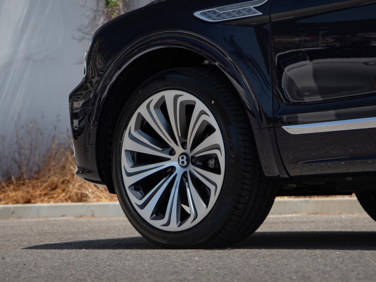 Image BENTLEY BENTAYGA EWB Atelier V8 4.0 550ch