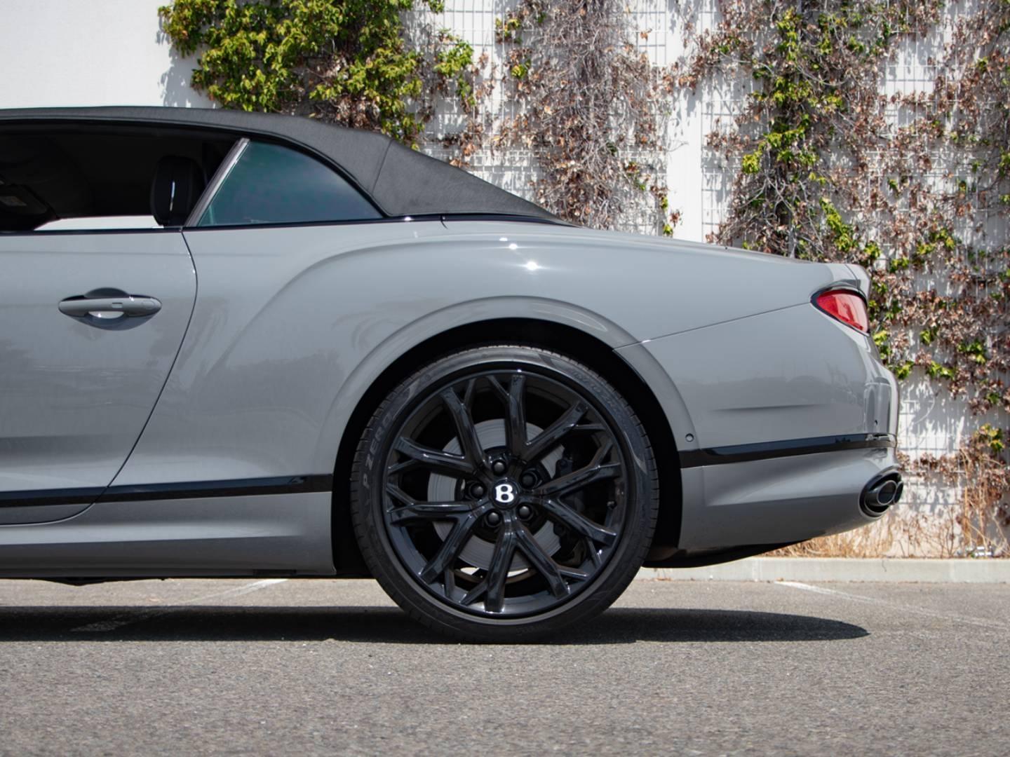 Image BENTLEY CONTINENTAL GTC S V8 4.0 550ch