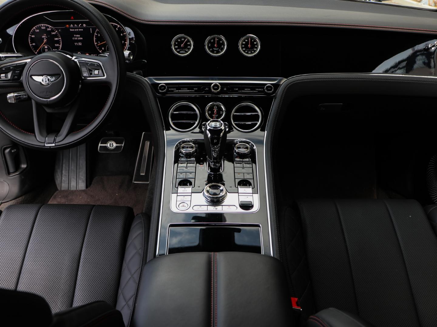 Image BENTLEY CONTINENTAL GT V8 4.0 550ch
