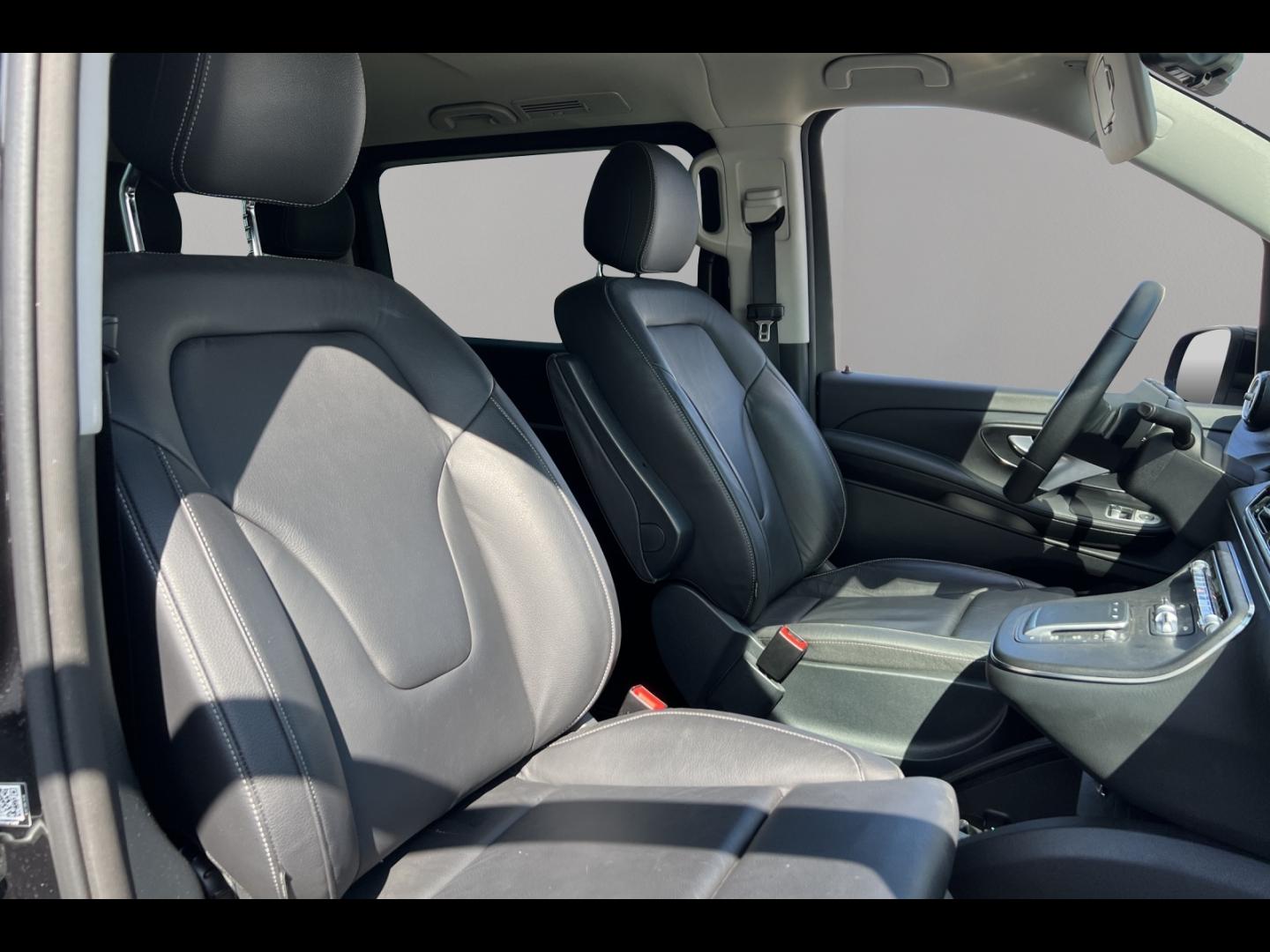 Image MERCEDES-BENZ Classe V 300 d Extra-Long Avantgarde 9G-Tronic