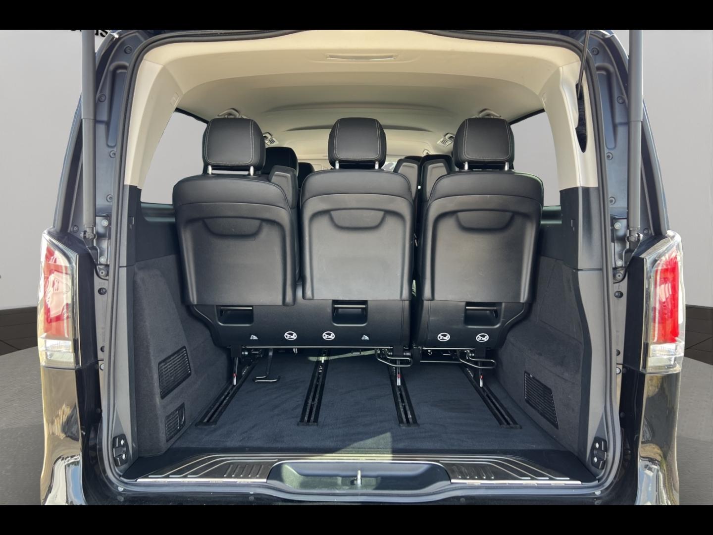 Image MERCEDES-BENZ Classe V 300 d Extra-Long Avantgarde 9G-Tronic