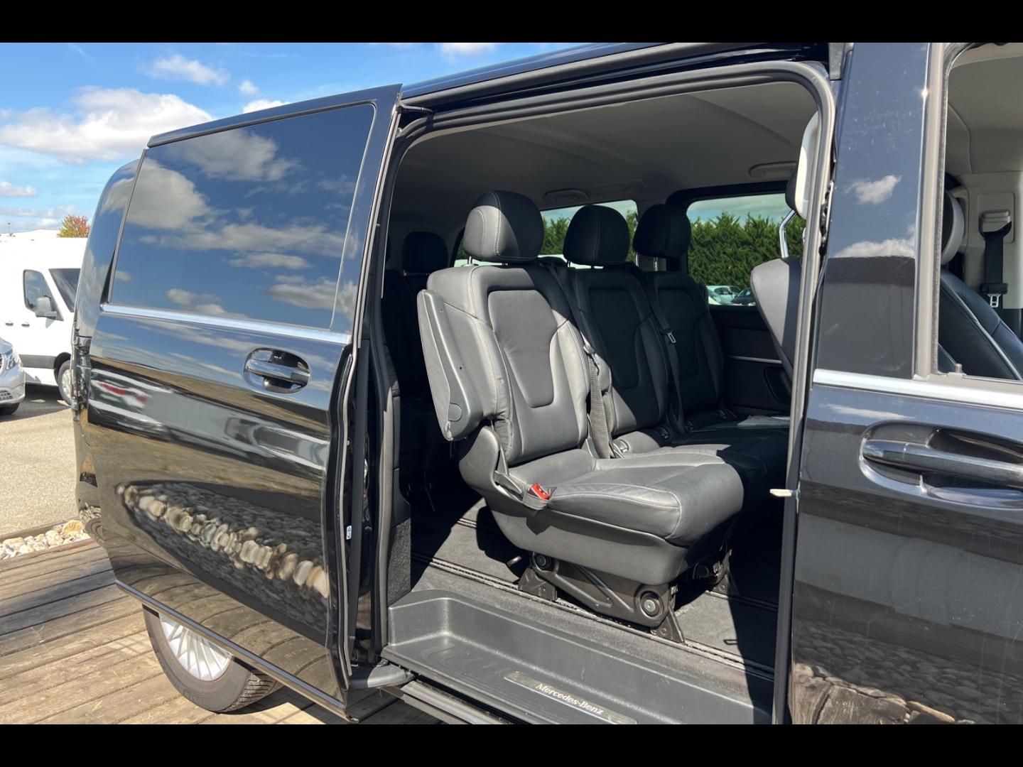 Image MERCEDES-BENZ Classe V 300 d Extra-Long Avantgarde 9G-Tronic