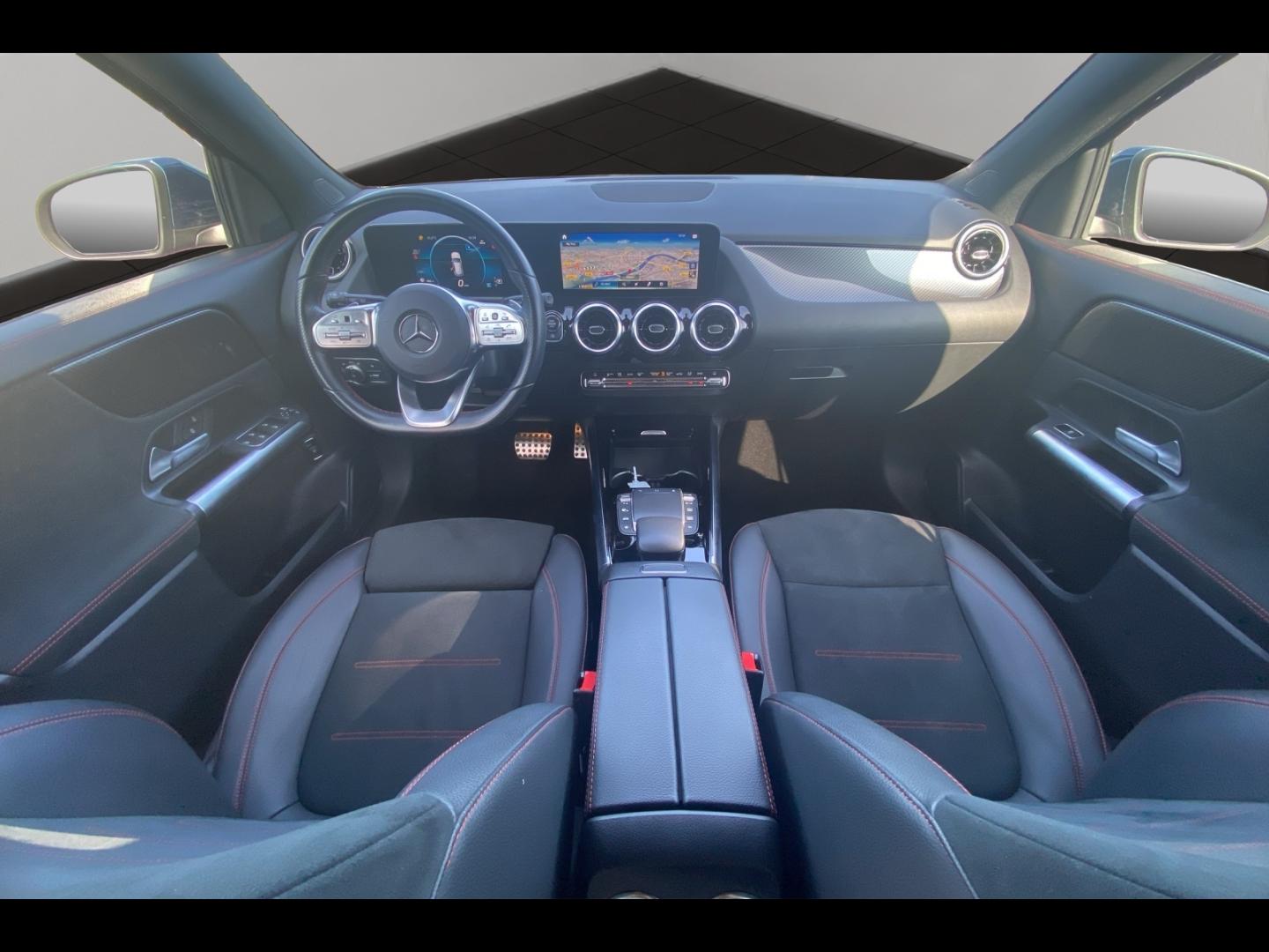 Image MERCEDES-BENZ GLA 200 d 150ch AMG Line 8G-DCT
