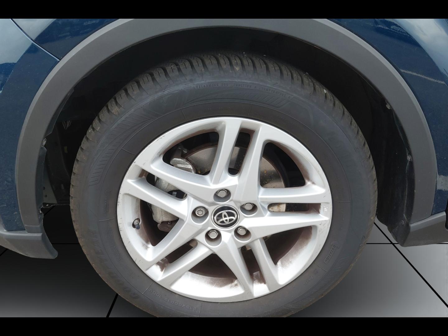Image TOYOTA C-HR 1.8 Hybride 122ch Dynamic E-CVT