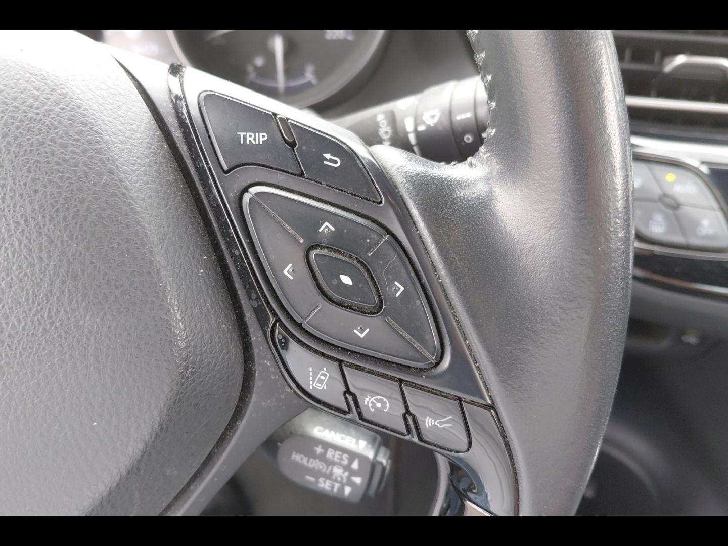 Image TOYOTA C-HR 1.8 Hybride 122ch Dynamic E-CVT
