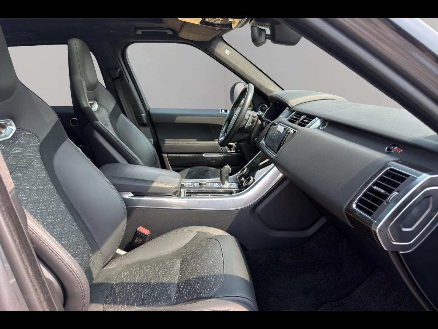 Image LAND-ROVER Range Rover Sport 5.0 V8 S/C 575ch SVR Mark VIII