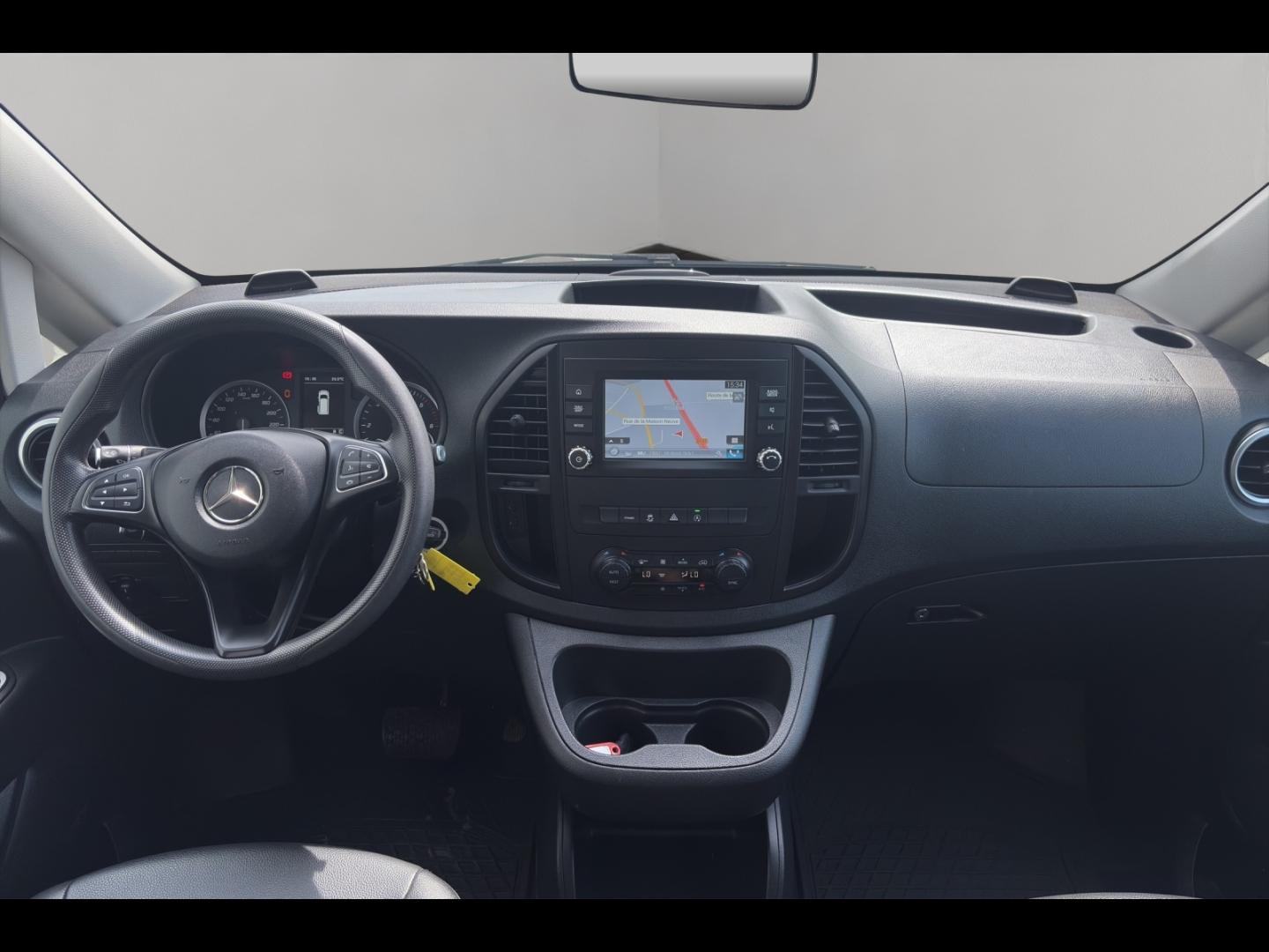 Image MERCEDES-BENZ Vito Fg 116 CDI Mixto Compact Select E6 Propulsion