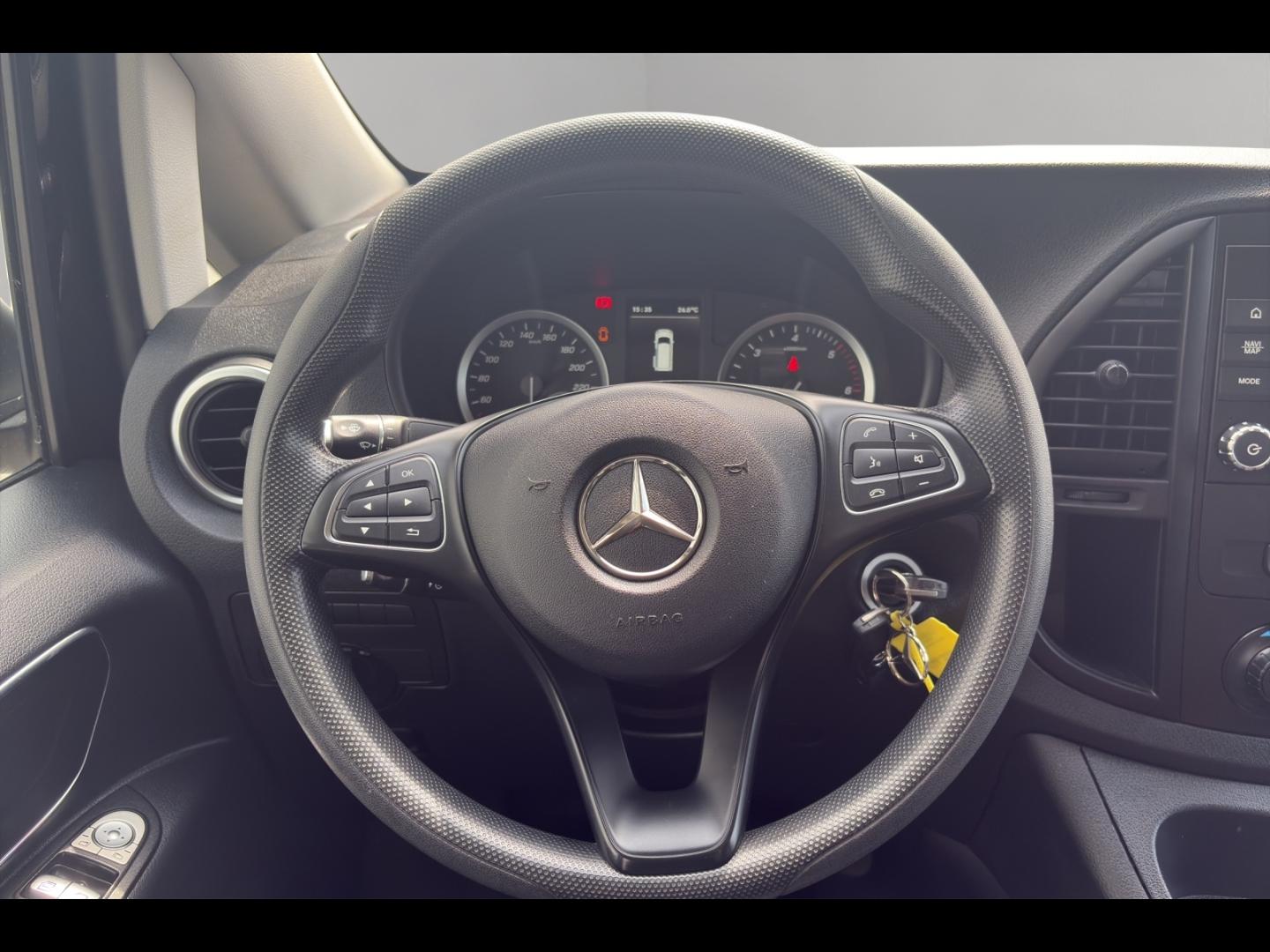 Image MERCEDES-BENZ Vito Fg 116 CDI Mixto Compact Select E6 Propulsion